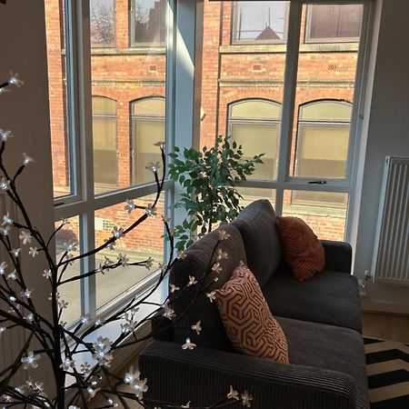 Central Leeds Townhouse With Private Roof Garden Sleeps 4 Buitenkant foto
