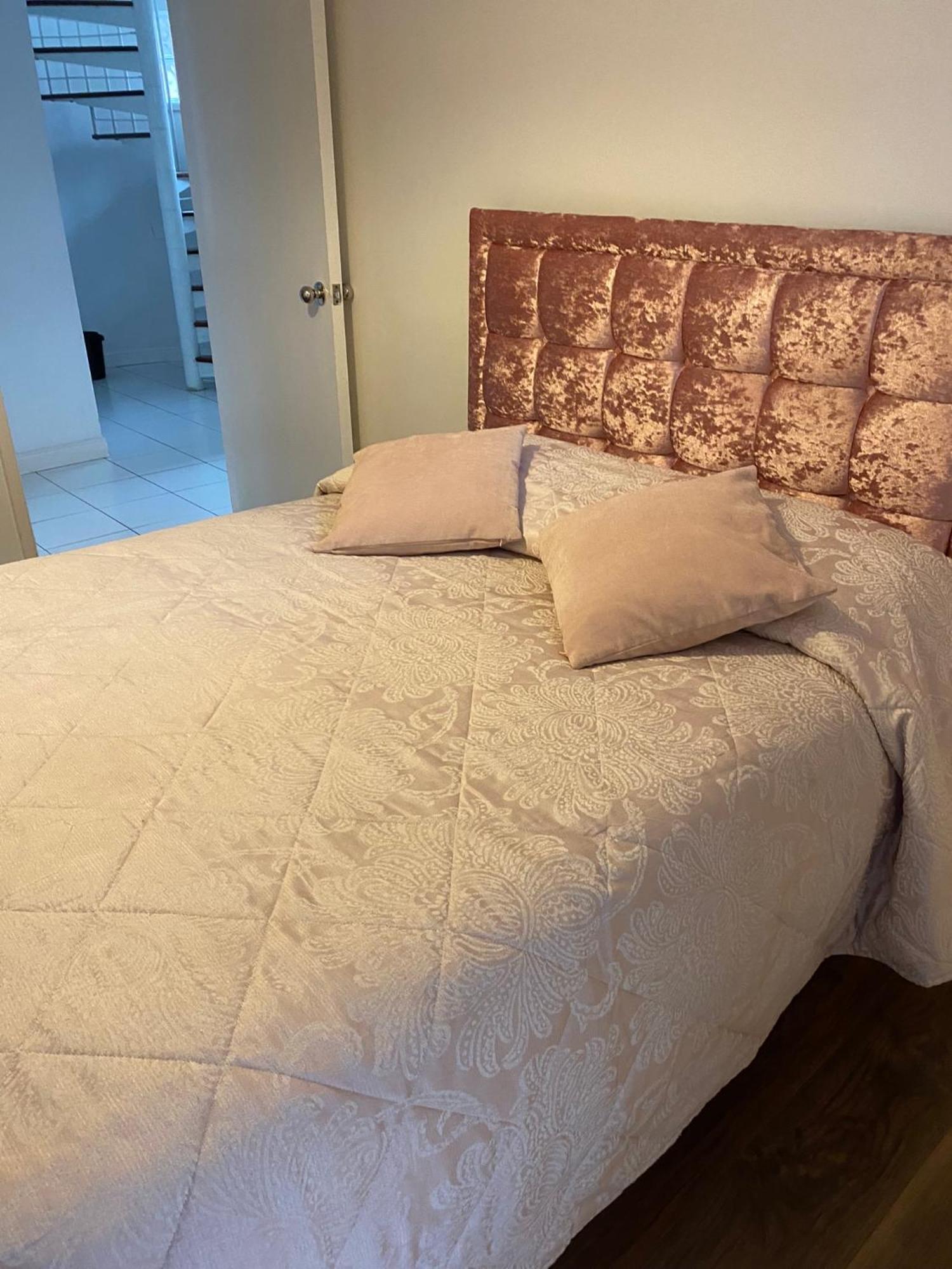 Central Leeds Townhouse With Private Roof Garden Sleeps 4 Buitenkant foto